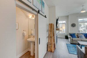 Smart TV, fireplace, video games, Hulu