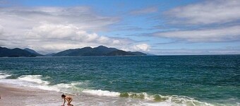 Caraguatatuba / Capricorn / House / Quiet / 200 m to the beach / mountain view