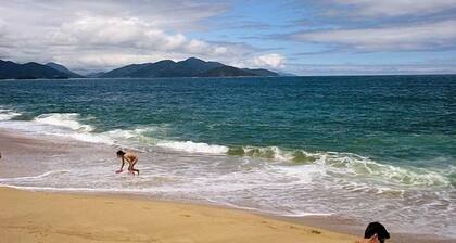 Caraguatatuba / Capricorn / House / Quiet / 200 m to the beach / mountain view