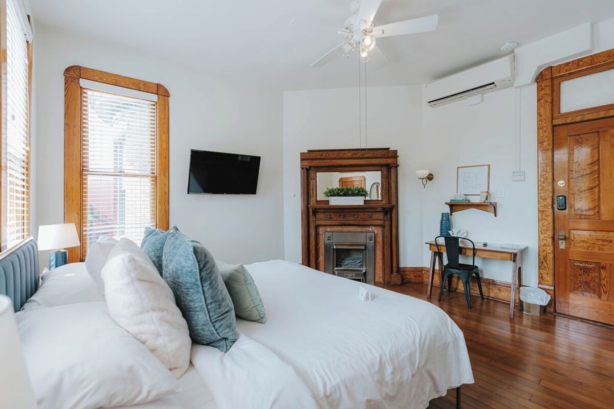 Main Street View | Premium bedding, down comforters, pillowtop beds, in-room safe