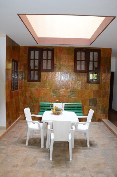 Gondolas Holiday Lanka