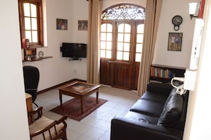 Living area - Gondolas Holiday Lanka (Ragama)