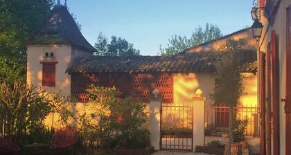 CARRETERIE - "Täti Elisabeth B." (mökki 6 henkilöä 100m2)