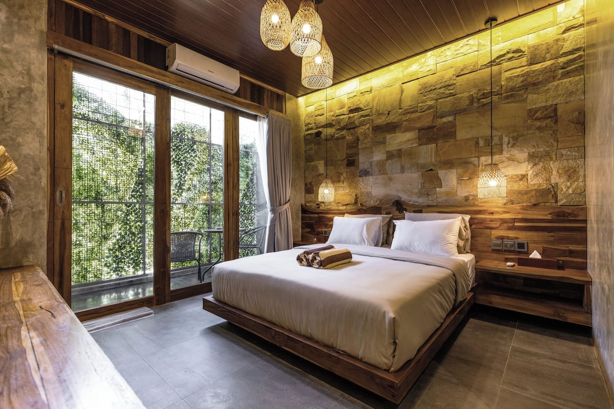 Superior Double Room (No View, Roadside) | 1 bedroom, blackout drapes, free WiFi, bed sheets