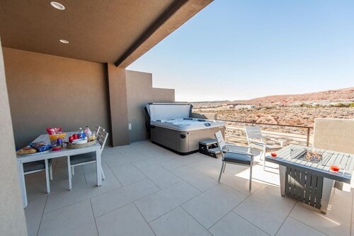 Secluded Rooftop Balcony | Private Hot Tub