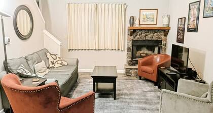 2 Br 2 b Condo at Unv of Notre Dame, (A5)