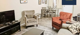 2 Br 2 b Condo op Unv van Notre Dame, korte en lange verblijven welkom! ND voet