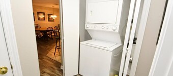 2 Br 2 b Condo at Unv of Notre Dame, (A5)