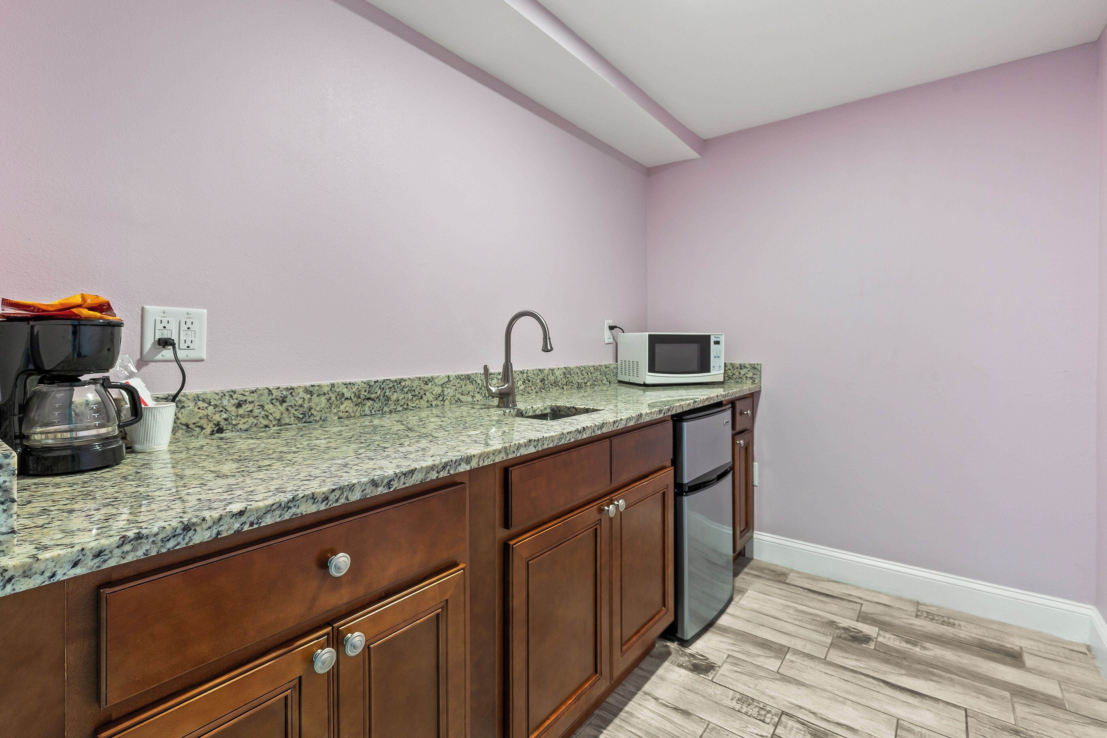 قهوة و/أو ماكينة صنع القهوة