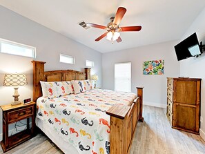 3 chambres, fer et planche à repasser, lit parapluie, Wi-Fi gratuit