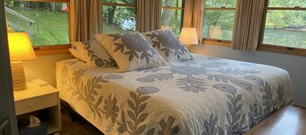 Muskegon River Front Cabin