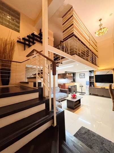 Super Cebu Loft with Seaview