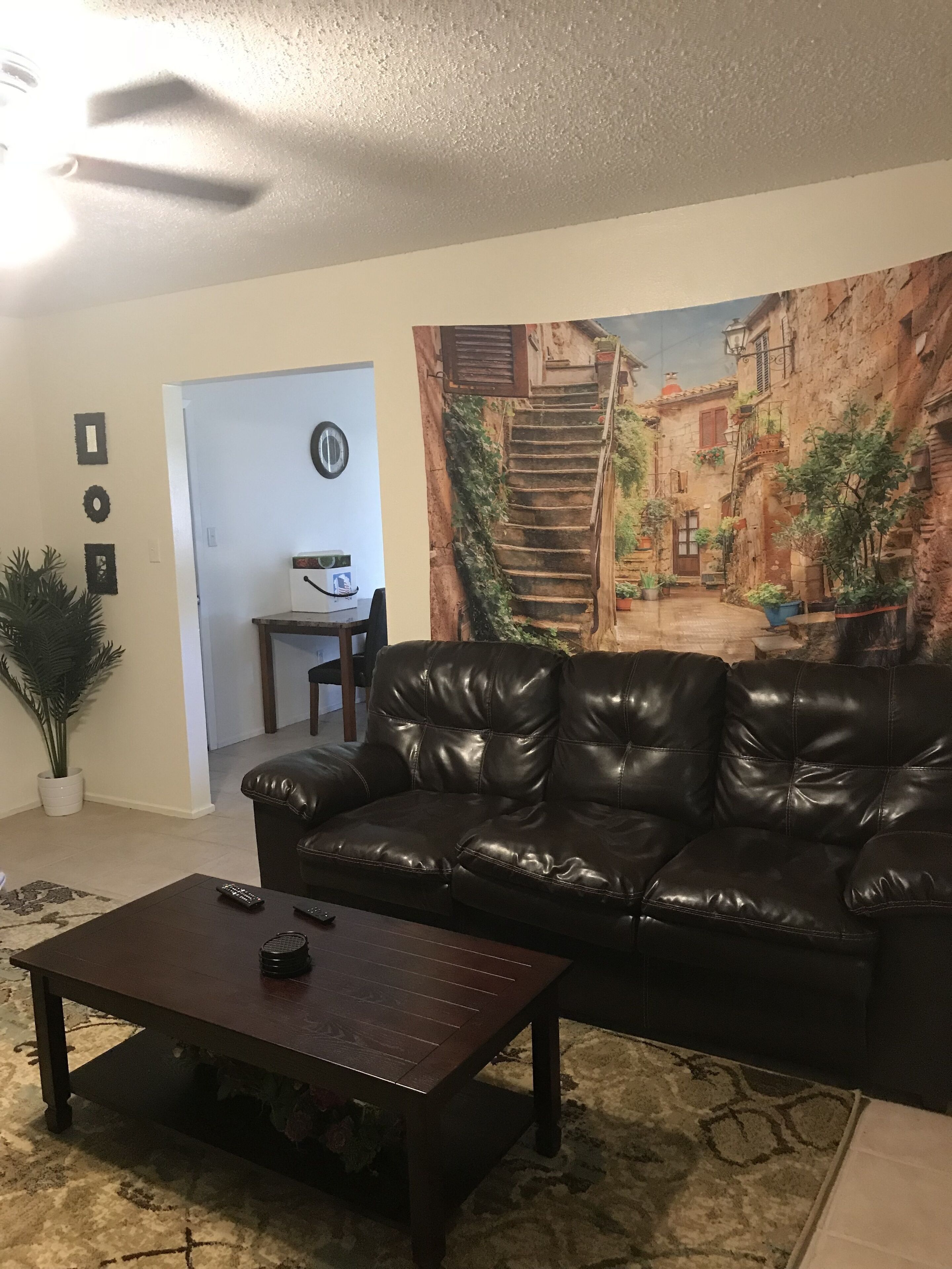 Nice home in a family neighborhood