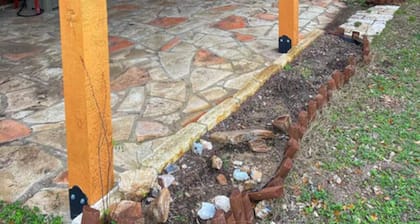 Log House-2 bedroom with Sunset Resort Access on Medina Lake