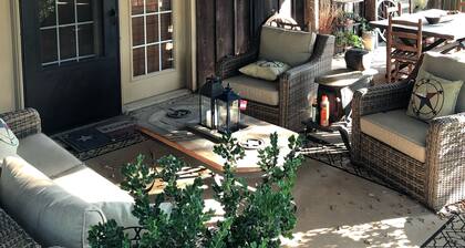 Easy living country style <br>Cottonseed House