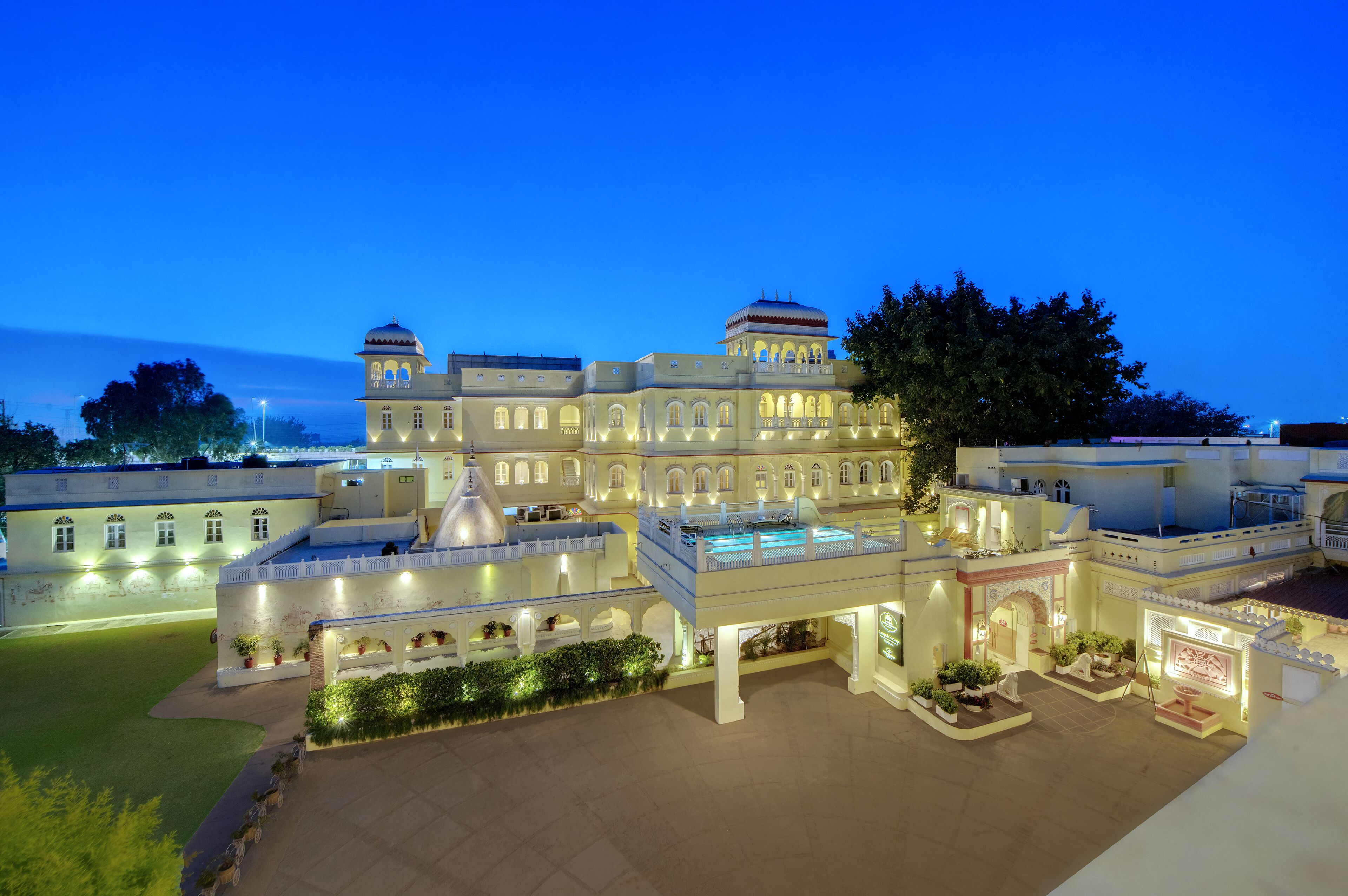 Front of property - evening/night