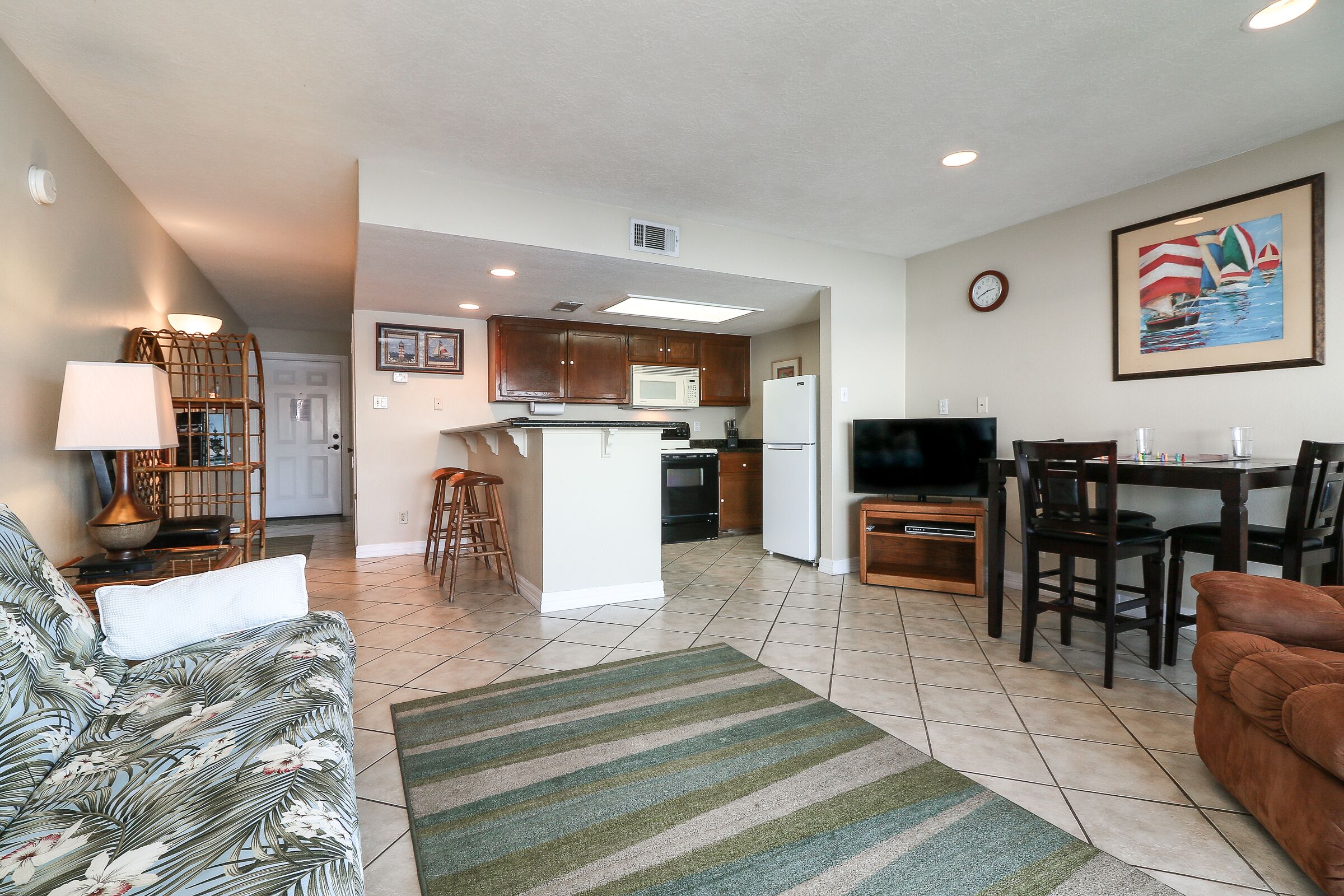 TV, fireplace, DVD player, toys