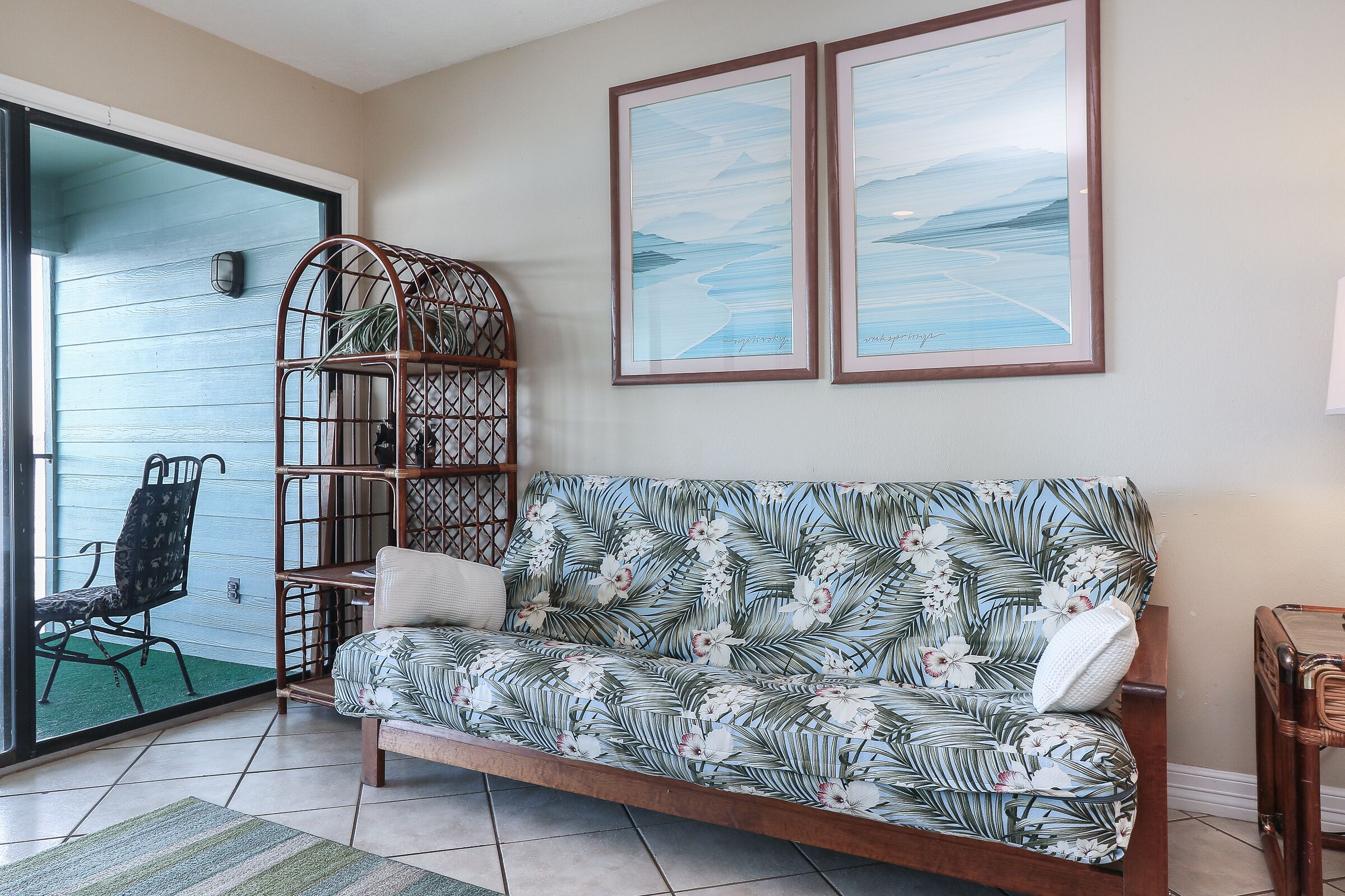 TV, fireplace, DVD player, toys