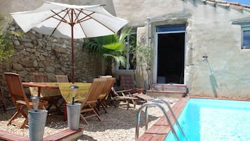 Alberca al aire libre