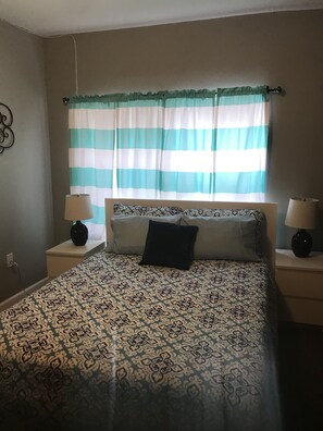 2 Schlafzimmer, Bügeleisen/Bügelbrett, kostenloses WLAN, Bettwäsche