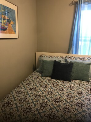 2 sovrum, strykjärn/strykbräda, gratis wi-fi och sängkläder