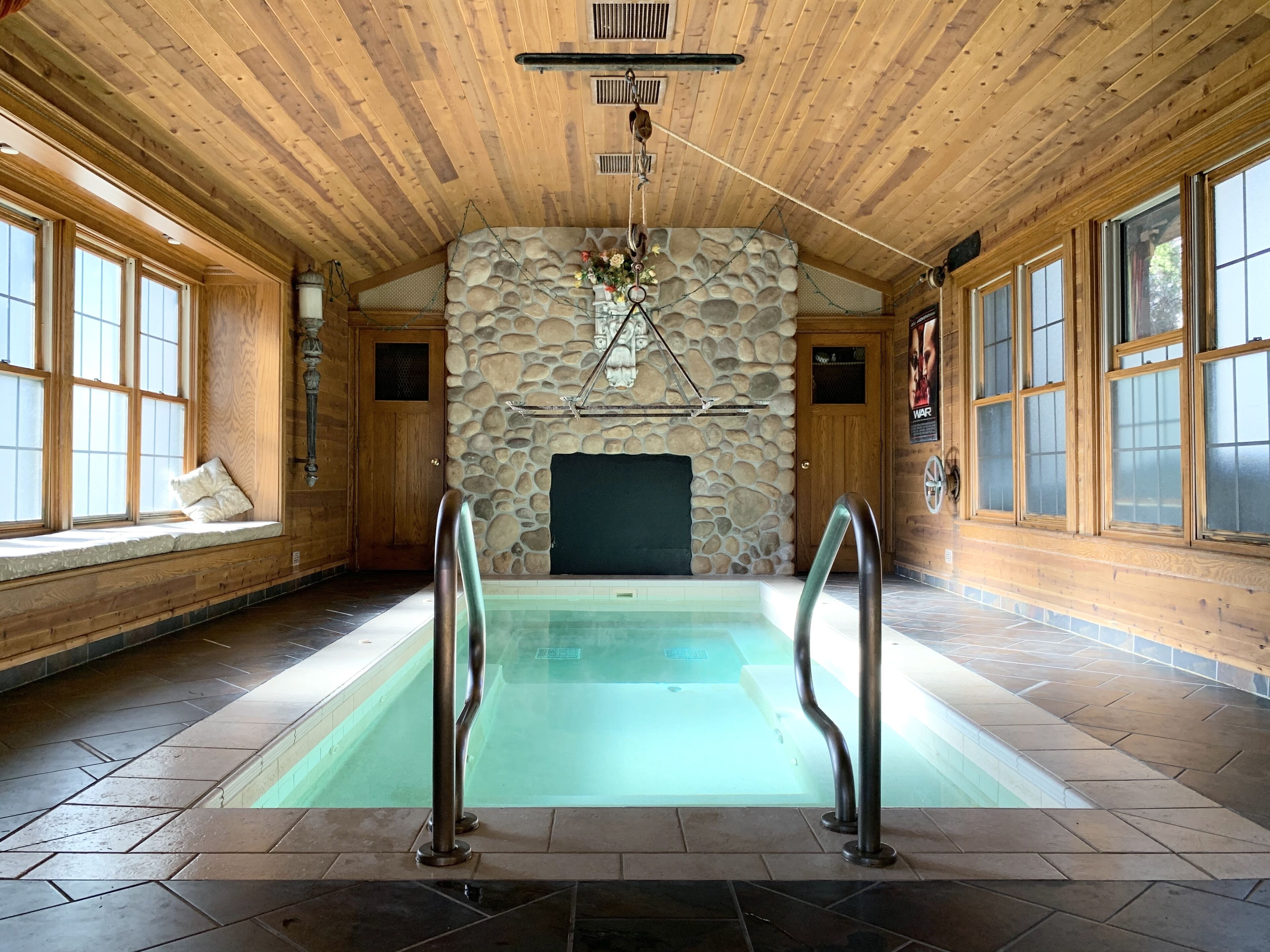 The Coolest Vacation Home Rental Ever!!! (a Must See) in Green Lake
