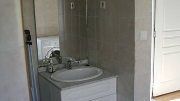 Hair dryer, towels, toilet paper