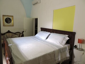 4 Schlafzimmer, Bügeleisen/Bügelbrett, WLAN, Bettwäsche