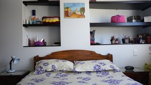 2 chambres, fer et planche Ă repasser, Wi-Fi, draps fournis