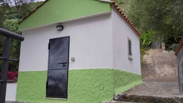 Esterni