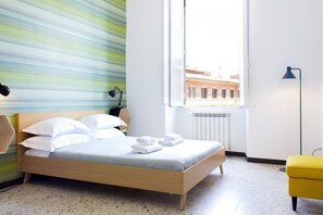 2 bedrooms, iron/ironing board, travel cot, WiFi - TrastevereHome - San Cosimato View on Trastevere Square (Roma)