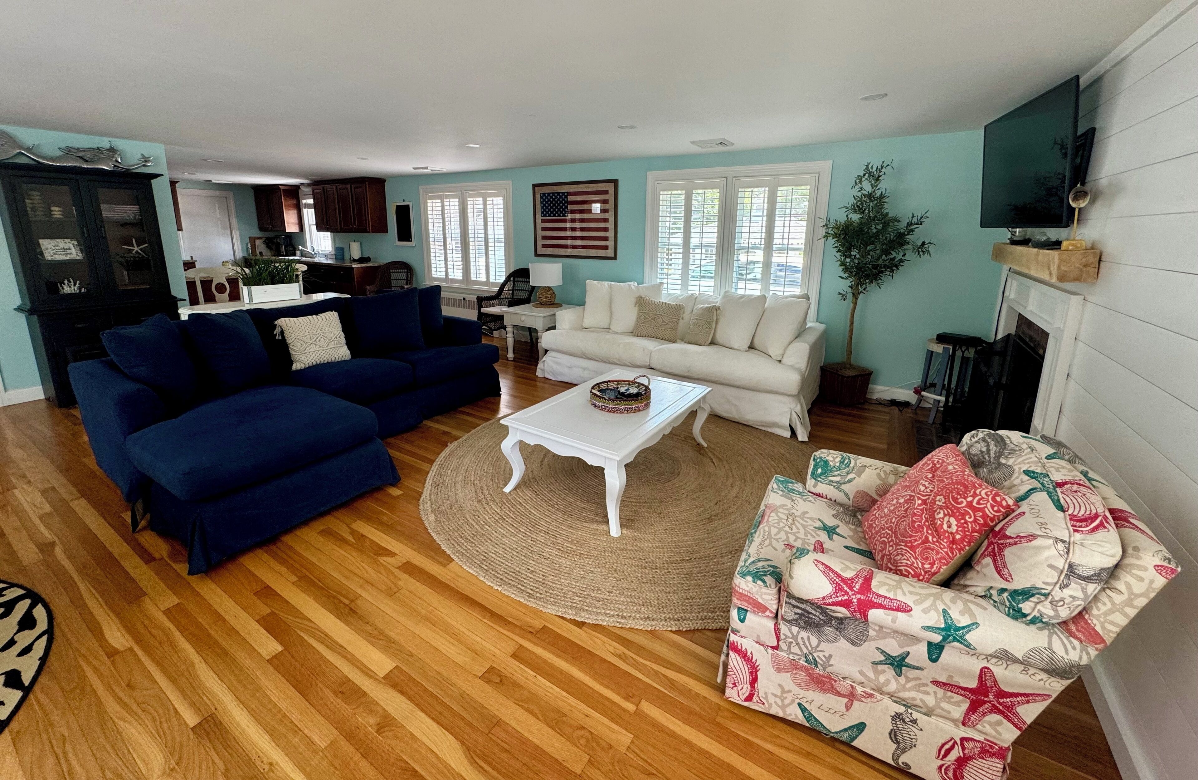 Walk to beach Central AC Updated Cape Cod Home with Gazebo