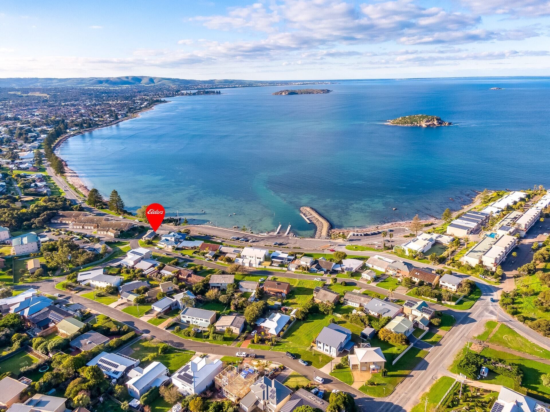 107 Franklin Pde - Amazing Views - Fabulous Outdoor Entertaining Area — image 24