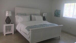 Unclassified image, 2 of 23, button - Condo, Bimini Bay. Steps away from crystal clear turquoise waters. (North Bimini)