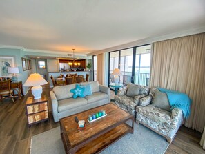 Smart TV - Sanibel Harbour Resort Bay View Tower 837: Unwind & recharge in the wrap-around lanai. (Fort Myers)