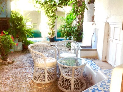 Built by the Moors, restored respecting its heritage with WIFI, SMART TV & SPA