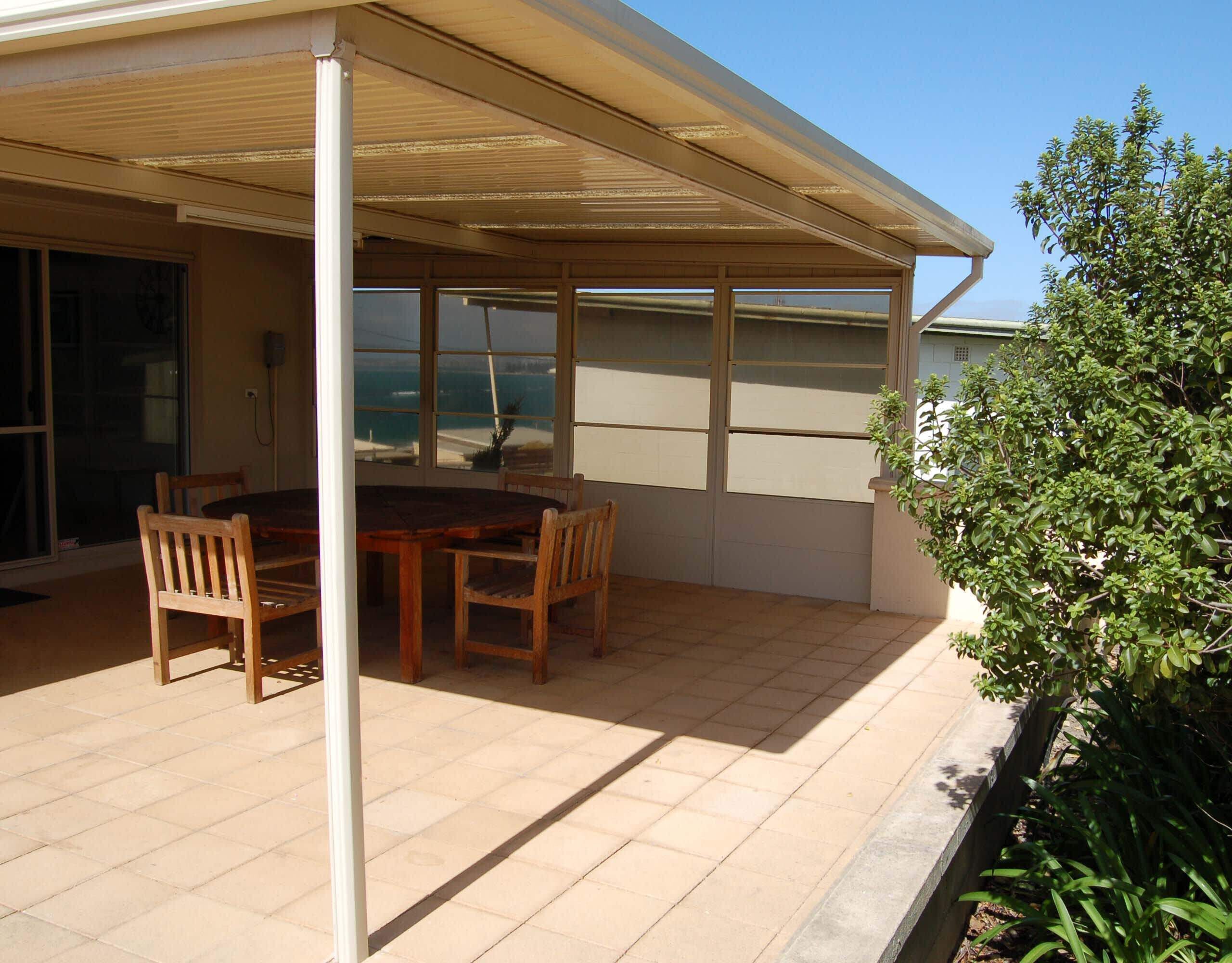 98 Seagull Ave - First Class Property with Stunning Sea Views — image 8