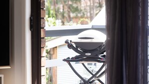 Balcony - FREE NIGHT. Pay for 2 stay for 3 (Mollymook Beach)