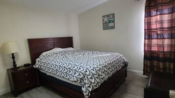 2 bedrooms, iron/ironing board, travel crib, free WiFi