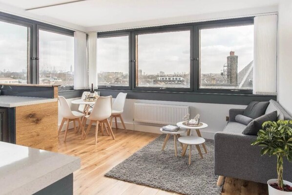 Luxury Apartment, Multiple Beds, City View | Living area