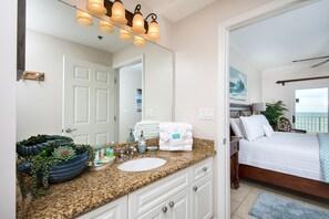 Combined shower/bathtub, hair dryer, towels, soap