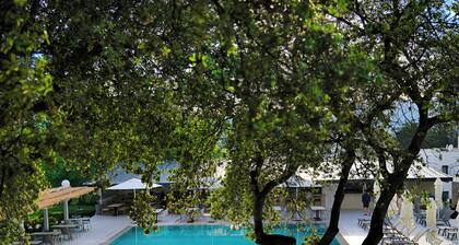 Dorman Suites Hotel
