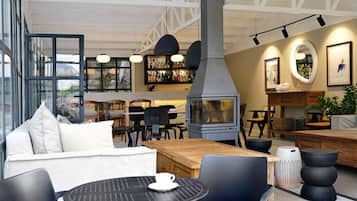 Café da manhã, almoço e jantar