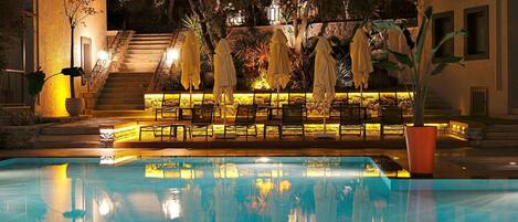 Outdoor pool, pool umbrellas, pool loungers