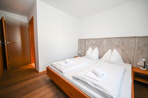 3 Schlafzimmer, Bügeleisen/Bügelbrett, kostenloses WLAN, Bettwäsche