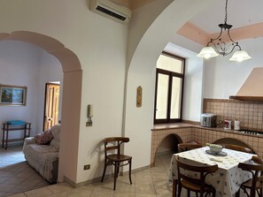 Dining - Stunning views, Space, Charm, Great Pool, Ideal Amalfi Coast location! (Furore)
