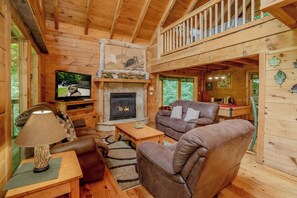 Unclassified image, 4 of 47, button - Knotty And Nice: Seclusion, Top Amenities, Games, close to the Great Smoky Mountain National Park. (Pigeon Forge)