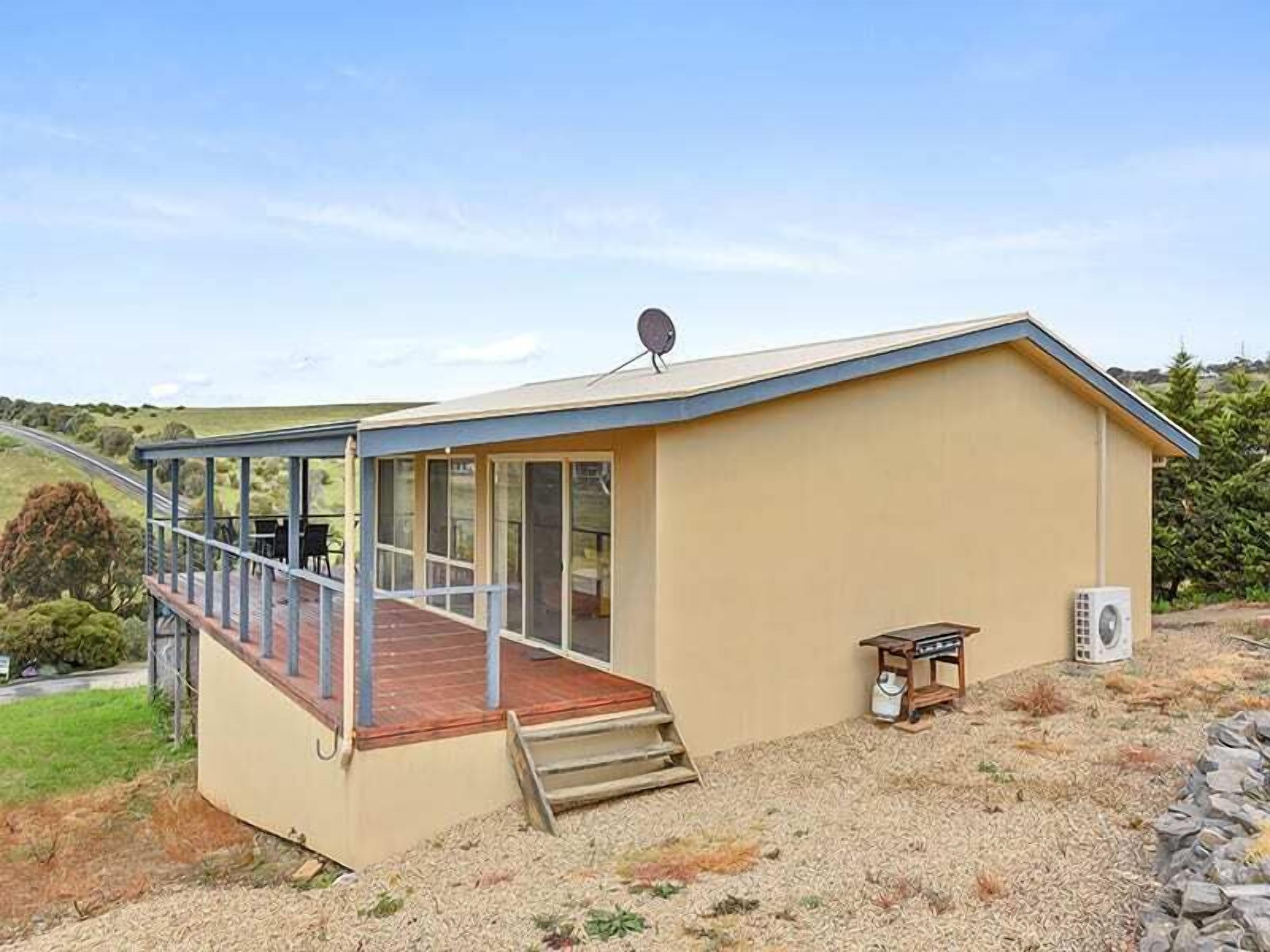 19 Cygnet Court - Quiet Location with Sea Views — image 2