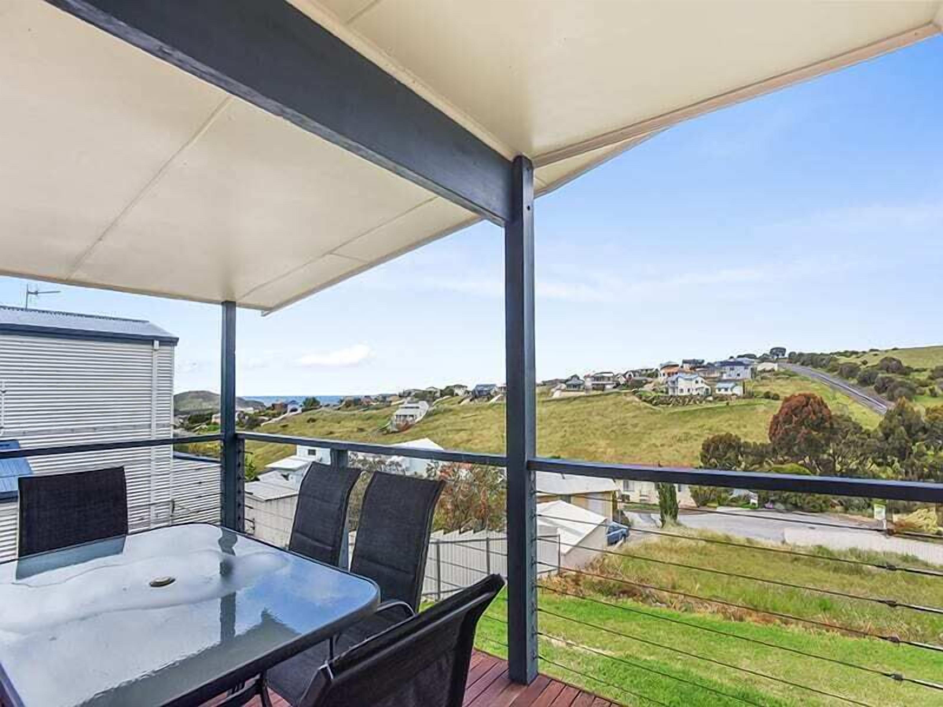 19 Cygnet Court - Quiet Location with Sea Views — image 3