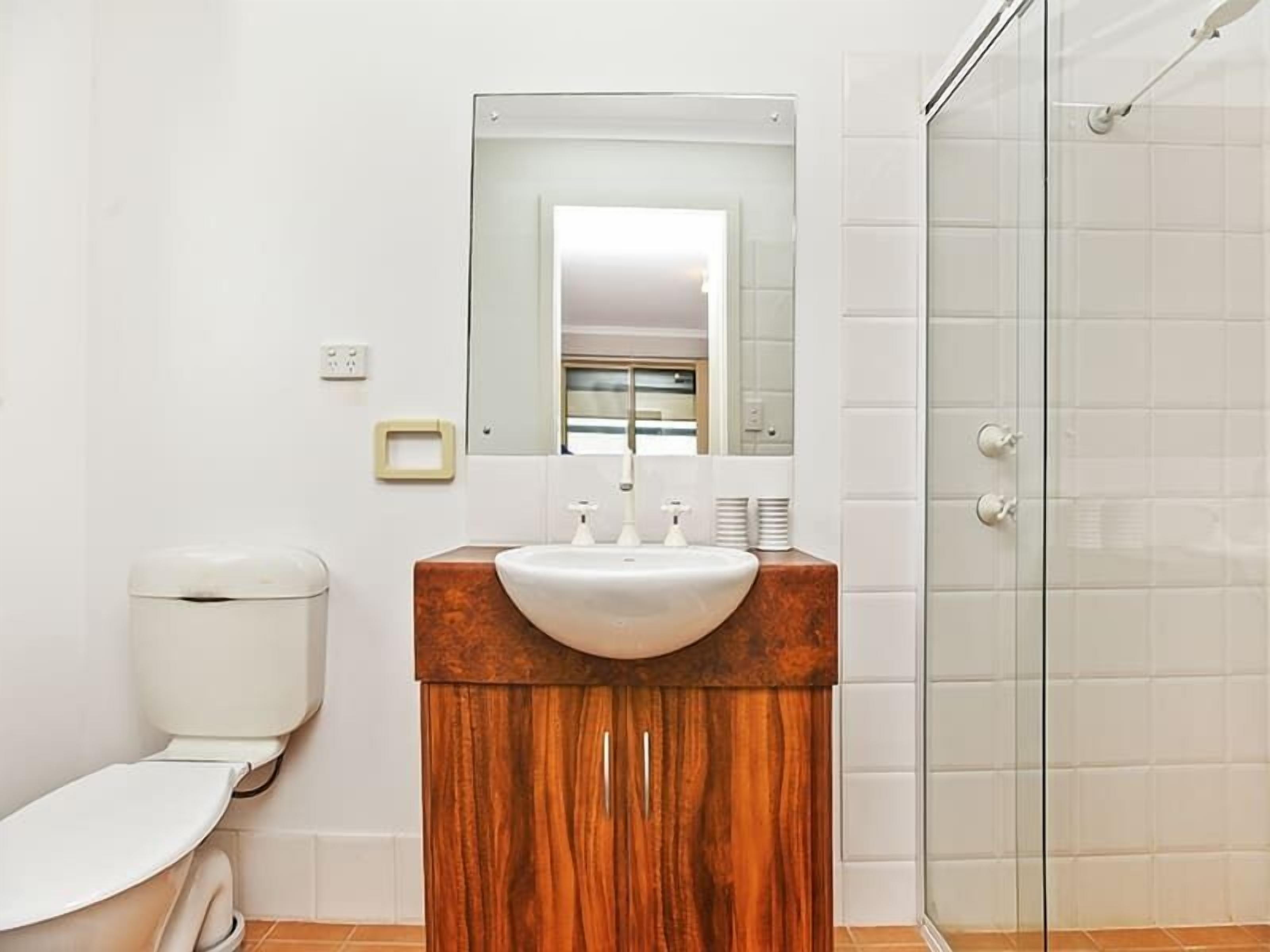 19 Cygnet Court - Quiet Location with Sea Views — image 11
